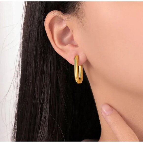 18K Gold Geometric Hoop Earrings, Stud Earrings, Women Earrings - Picture 6 of 6